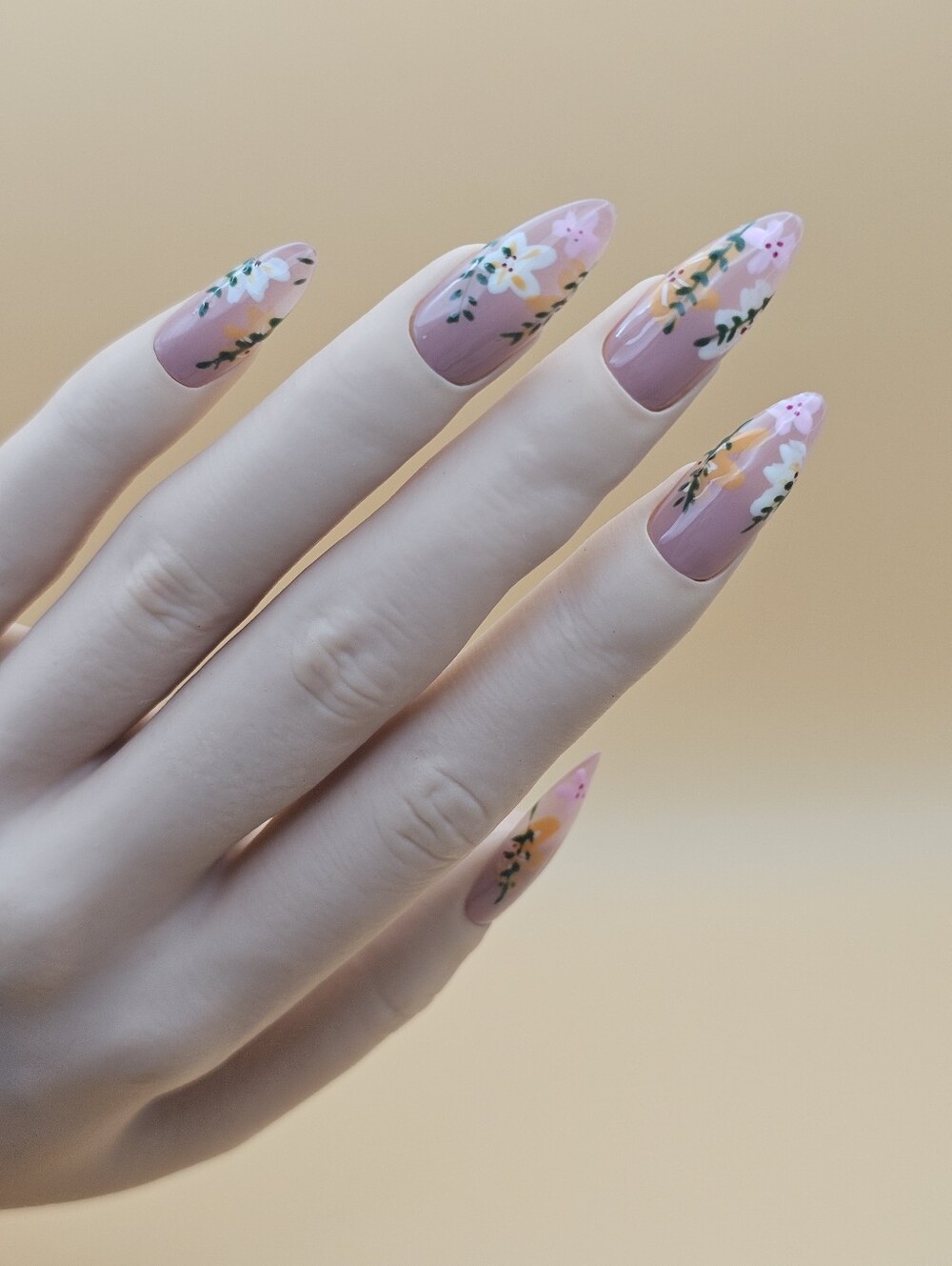 Press-on Nails Set 10pc Size S Almond Nude Floral Plants Orange Pink Green White